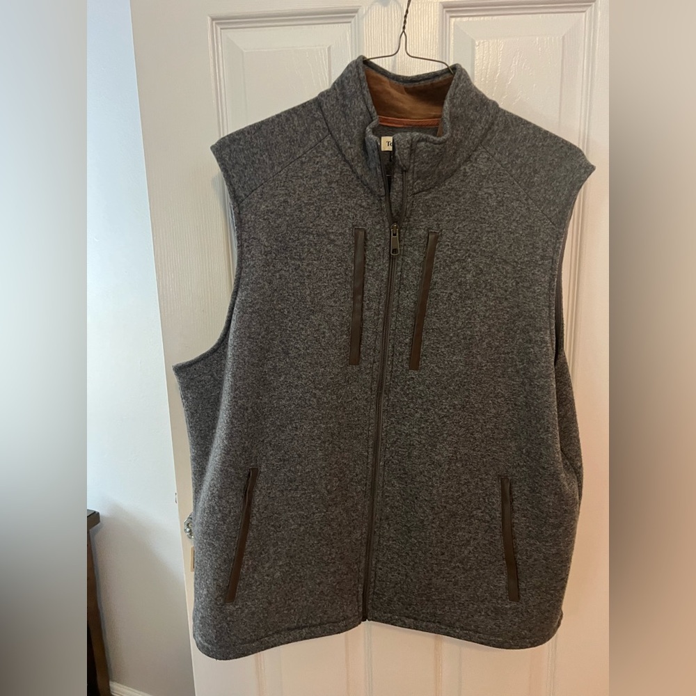 Men's Tom Beckbe Sleeveless Jacket